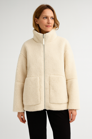 Damenjacke – Lockerer Schnitt, Hoher Kragen, Stilvoll & Komfortabel