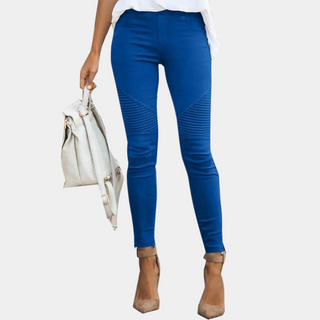 These women's jeggings feature a skinny fit in a classic black color, crafted from a comfortable stretch fabric that offers a stylish and versatile look for any casual 1