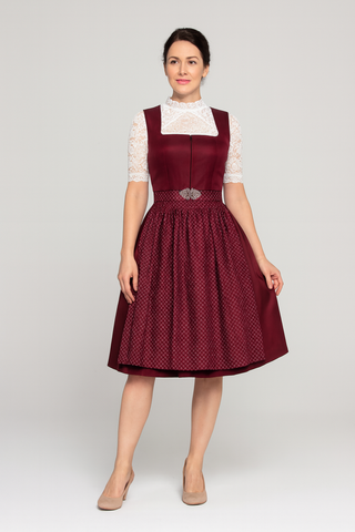 Damen Trachtenkleid – Vintage Stil, Zeitlos & Elegant