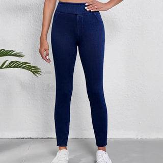 These women's high-waisted jeggings feature a form-fitting silhouette in classic black, made from a comfortable stretch fabric, perfect for versatile styling and everyday wear 1