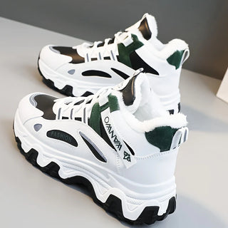 Damen Sneakers – Kunstleder, Zeitlos & Bequem