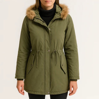 Damen Jacke mit Kapuze – Technisch, Warm & Stilvoll für Herbst & Winter