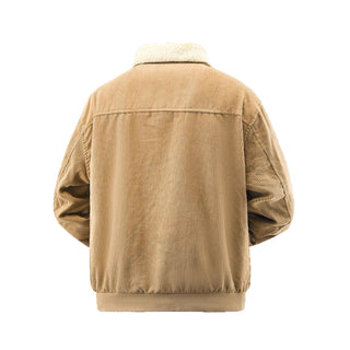 A men's fleece jacket in a cozy teddy style, featuring practical chest pockets, crafted from soft, warm material perfect for casual wear in colder weather. 4