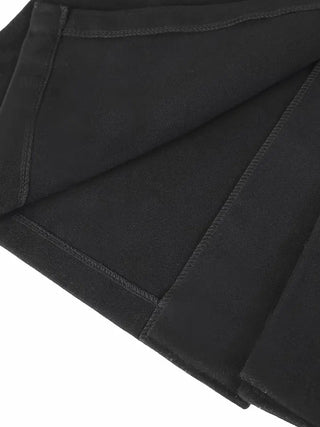 A men's trench coat in classic black, featuring a sophisticated design made from water-resistant material, perfect for stylish protection against the elements. 5