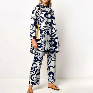 A men's shirt featuring an elegant design, crafted from soft cotton for comfort. Its versatile style makes it perfect for autumn days, suitable for both casual and 9