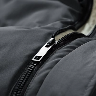 A men's alpine coat, featuring a windproof design for optimal comfort, crafted from durable materials, showcasing a stylish yet functional look perfect for outdoor adventures. 1