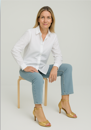 Damenschuhe – Goldene Pumps mit Absatz, elegant & bequem