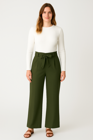 Damenhose – Leichter Stoff im Sommerstil, elegant & bequem
