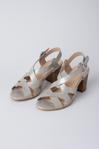Damen Sandalen – Eleganter Look, Stilvoll & Bequem
