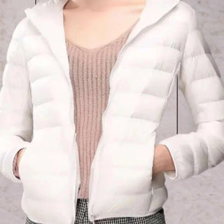 Damen jacke – Mit Kapuze aus Nylon, warm & elegant